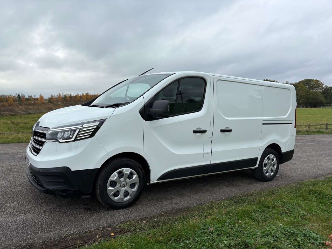 2023 RENAULT TRAFIC 2023 RENAULT TRAFIC