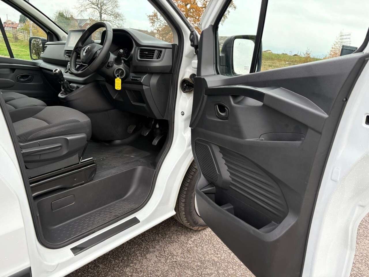 2023 RENAULT TRAFIC 2023 RENAULT TRAFIC