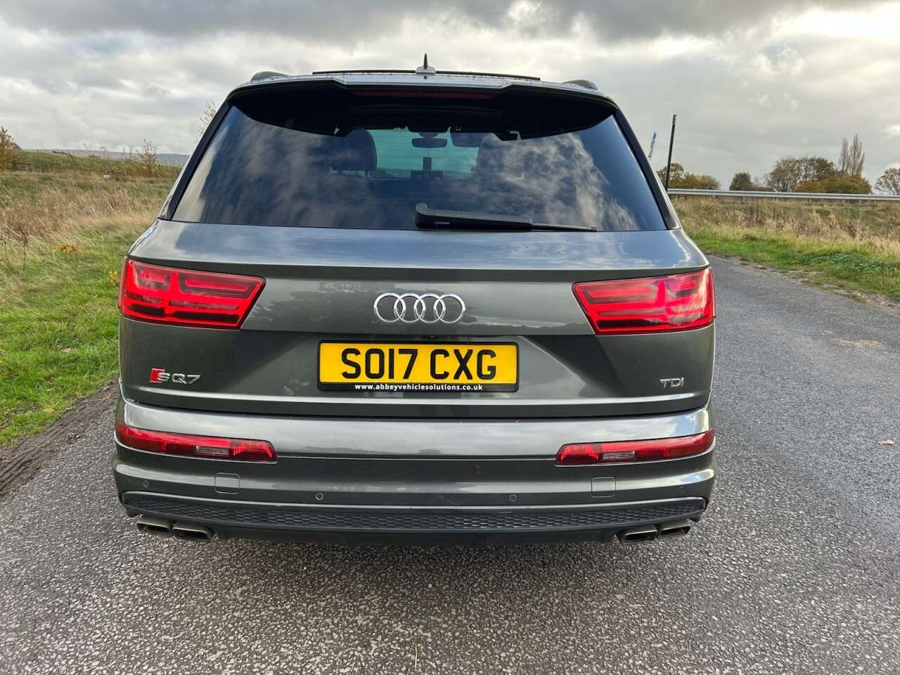 2017 AUDI SQ7 2017 AUDI SQ7