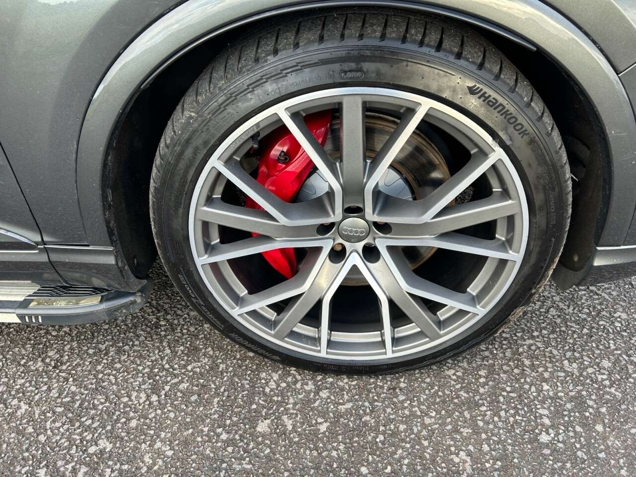 2017 AUDI SQ7 2017 AUDI SQ7