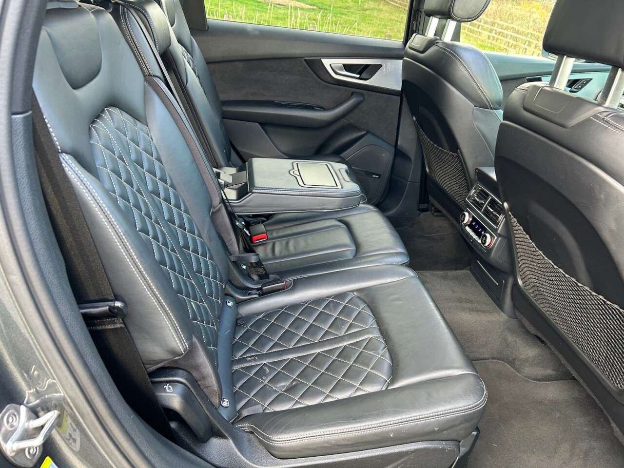 2017 AUDI SQ7 2017 AUDI SQ7