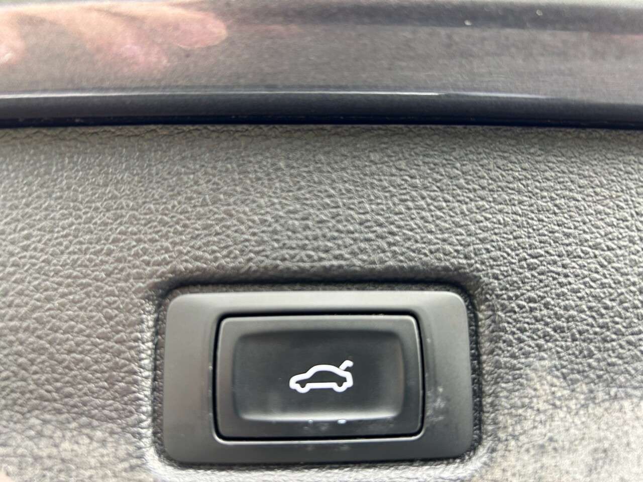 2017 AUDI SQ7 2017 AUDI SQ7