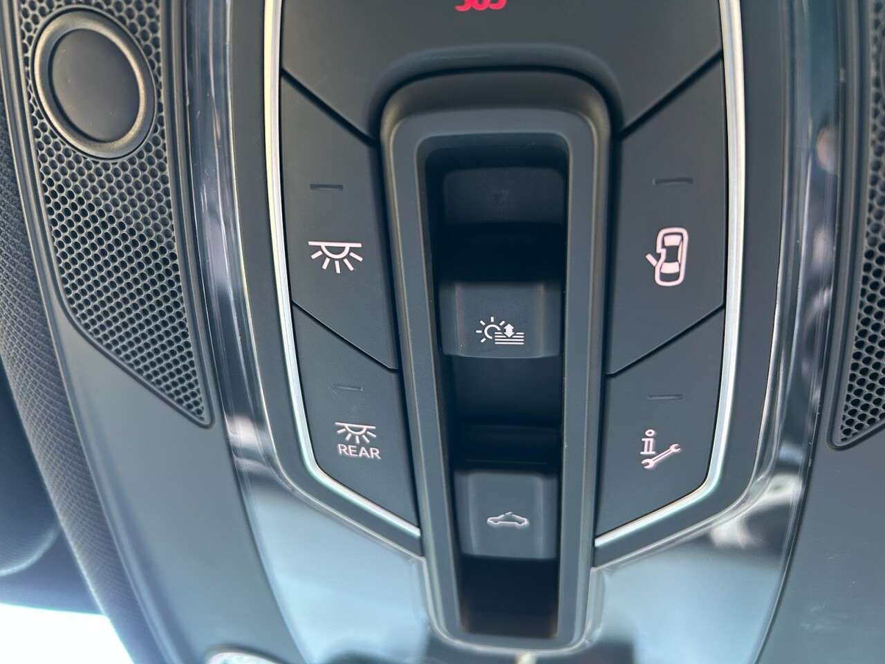 2017 AUDI SQ7 2017 AUDI SQ7