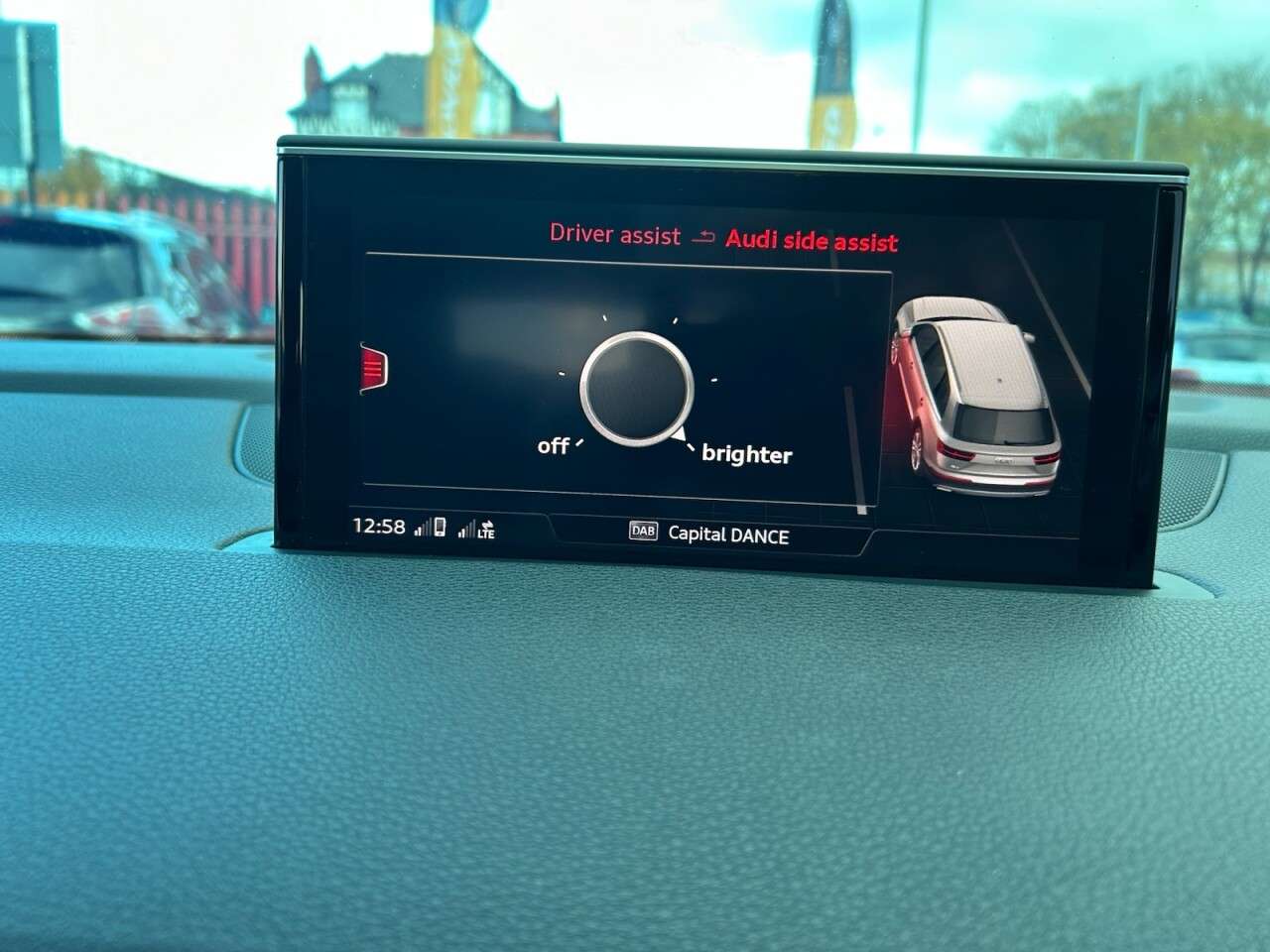 2017 AUDI SQ7 2017 AUDI SQ7