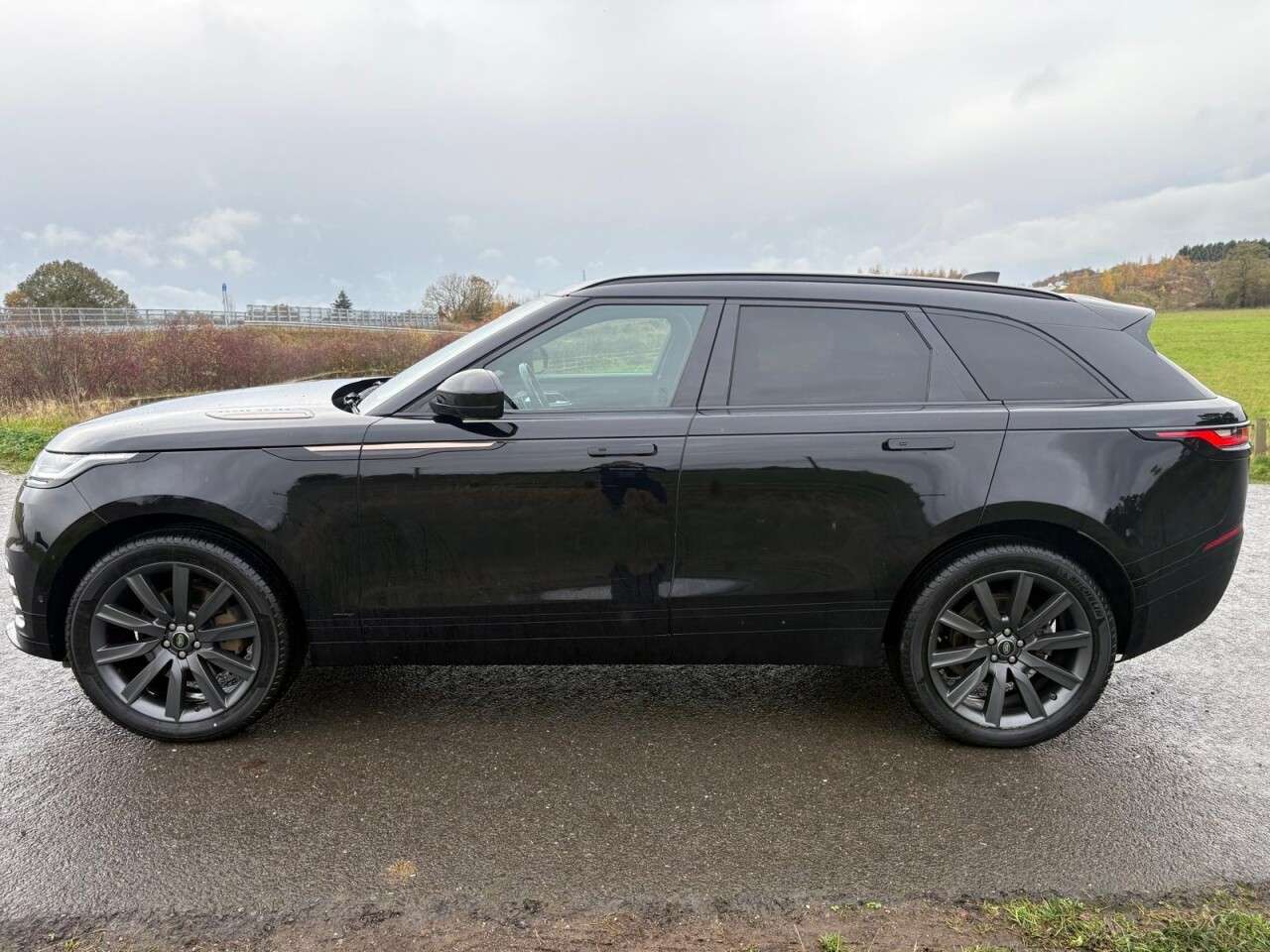 2019 LAND ROVER RANGE ROVER VELAR 2019 LAND ROVER RANGE ROVER VELAR