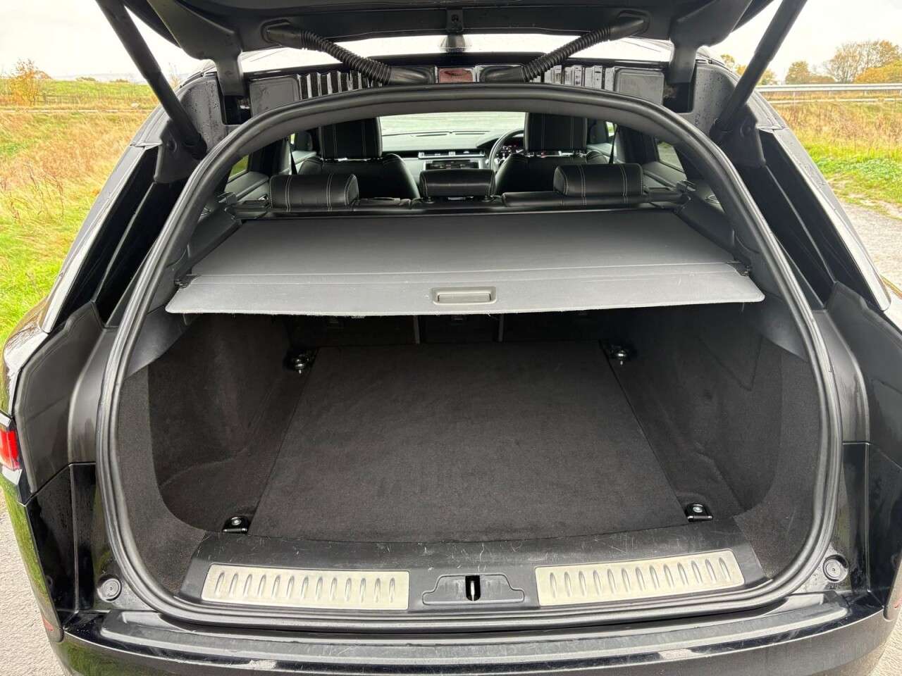 2019 LAND ROVER RANGE ROVER VELAR 2019 LAND ROVER RANGE ROVER VELAR