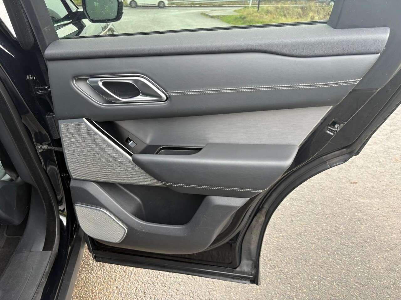 2019 LAND ROVER RANGE ROVER VELAR 2019 LAND ROVER RANGE ROVER VELAR