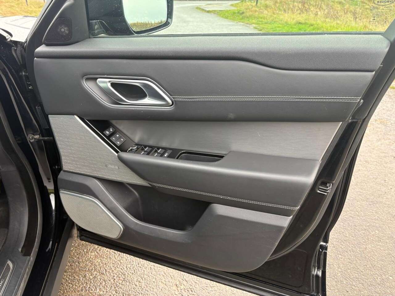 2019 LAND ROVER RANGE ROVER VELAR 2019 LAND ROVER RANGE ROVER VELAR