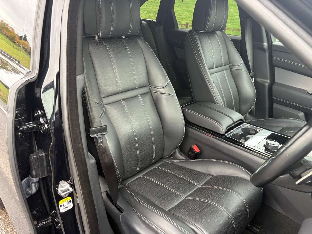 2019 LAND ROVER RANGE ROVER VELAR 2019 LAND ROVER RANGE ROVER VELAR