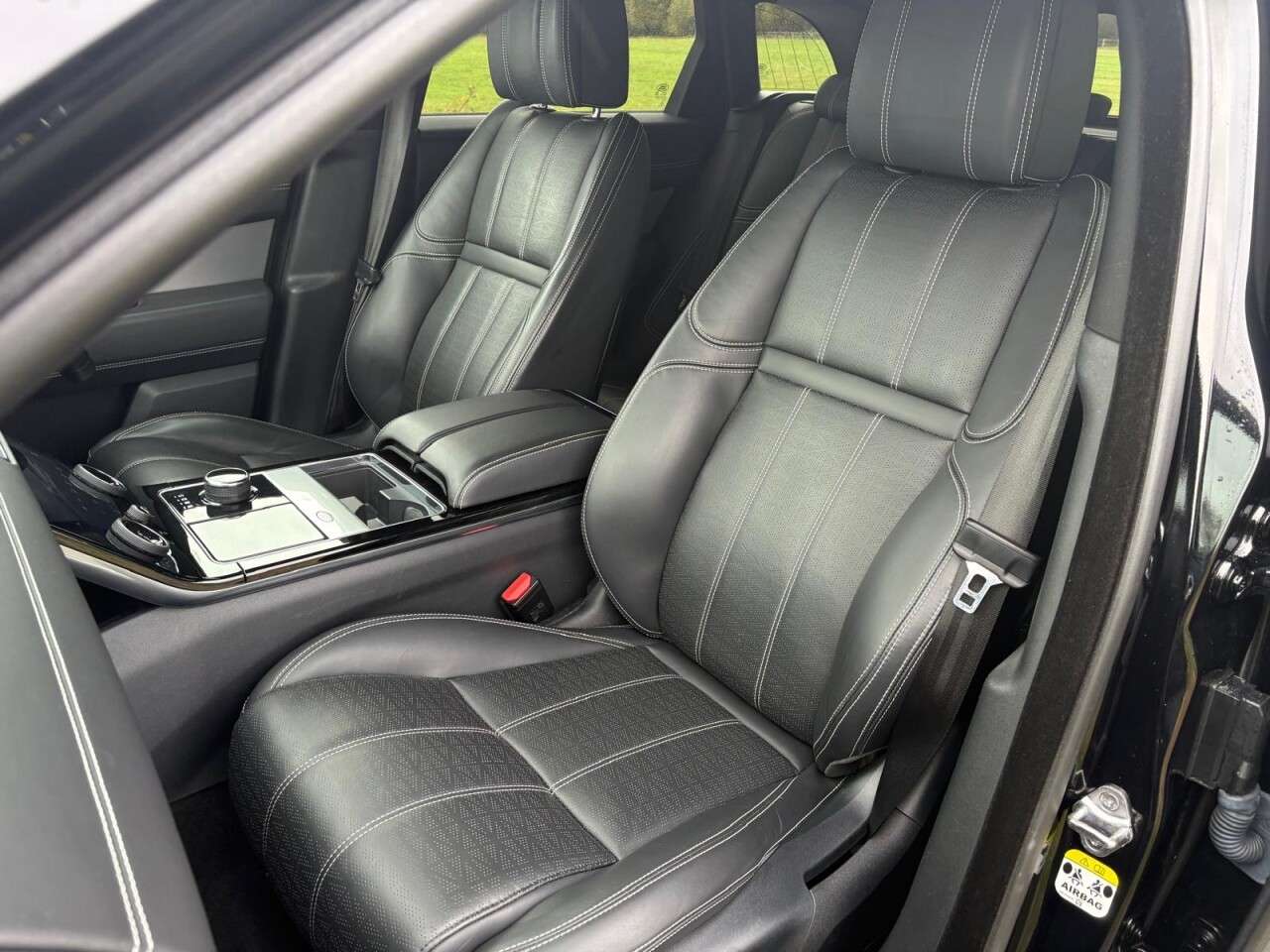 2019 LAND ROVER RANGE ROVER VELAR 2019 LAND ROVER RANGE ROVER VELAR