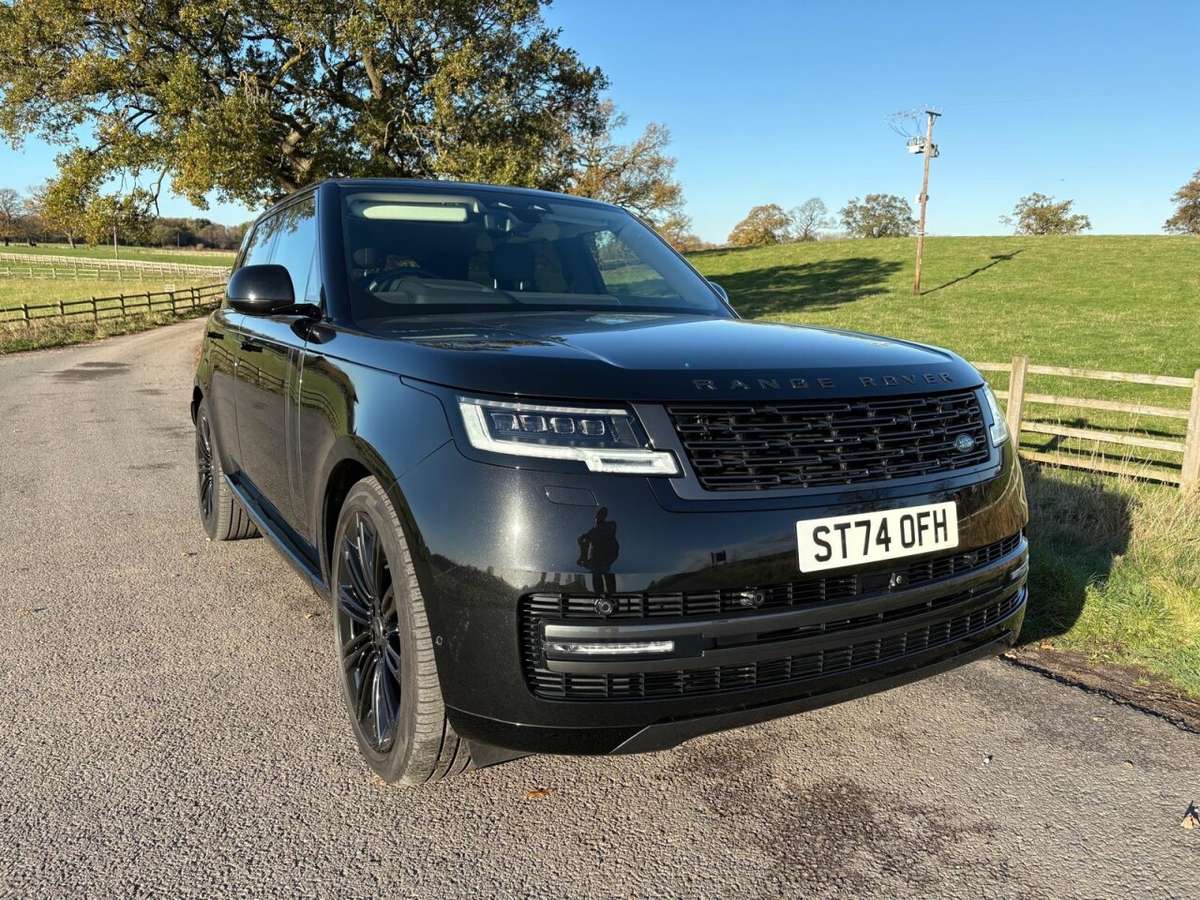 Check out this Land Rover Range Rover 2025 Petrol Automatic