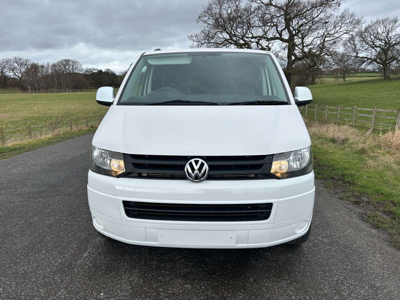 A 2012 VOLKSWAGEN TRANSPORTER 2.0 TDI BlueMotion Tech T28 Panel Van 6 Door Diesel Manual L1 H1 (184 g/km, A 2012 VOLKSWAGEN TRANSPORTER 2.0 TDI BlueMotion Tech T28 Panel Van 6 Door Diesel Manual L1 H1 (184 g/km,