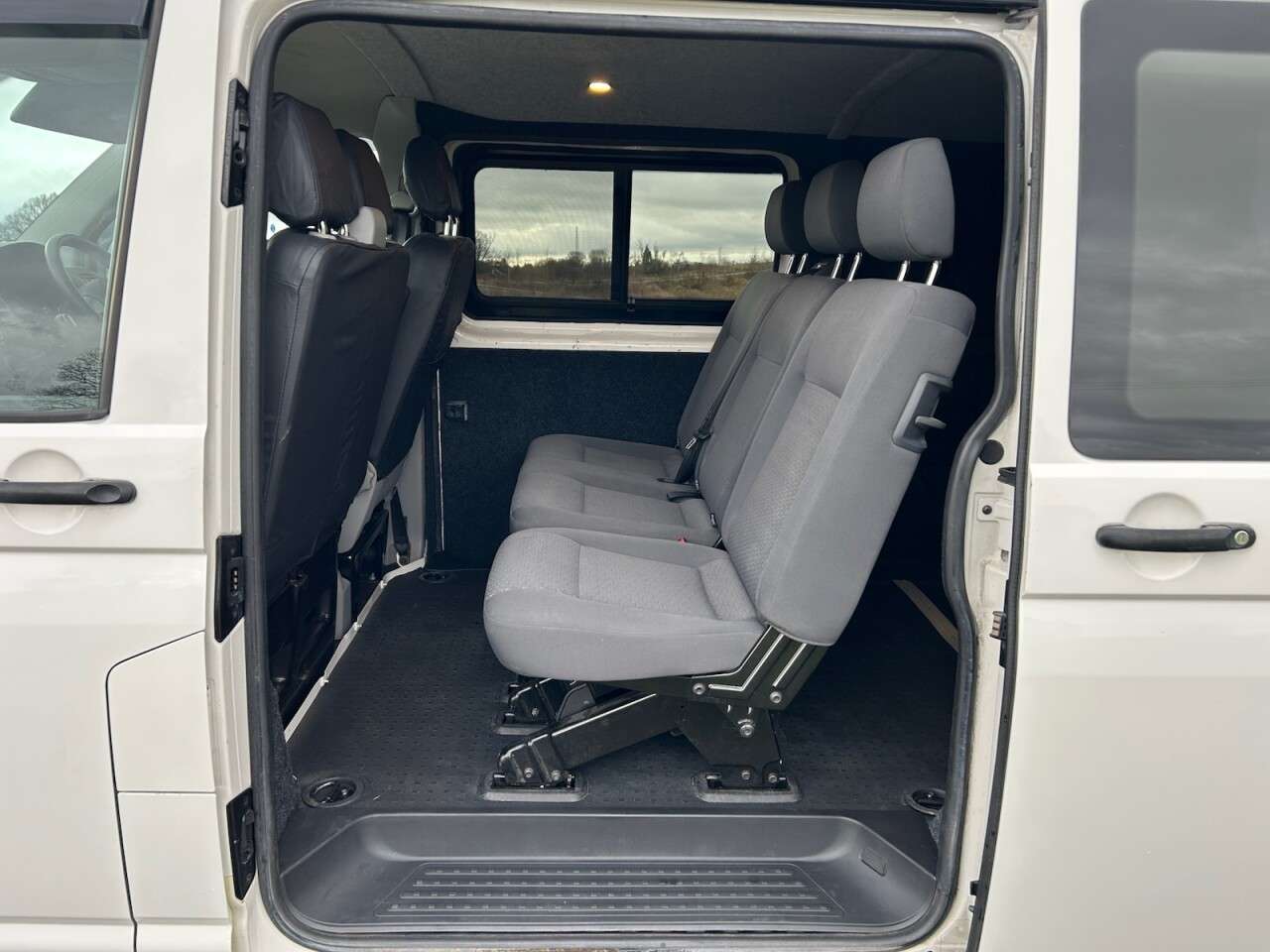 2012 VOLKSWAGEN TRANSPORTER 2012 VOLKSWAGEN TRANSPORTER