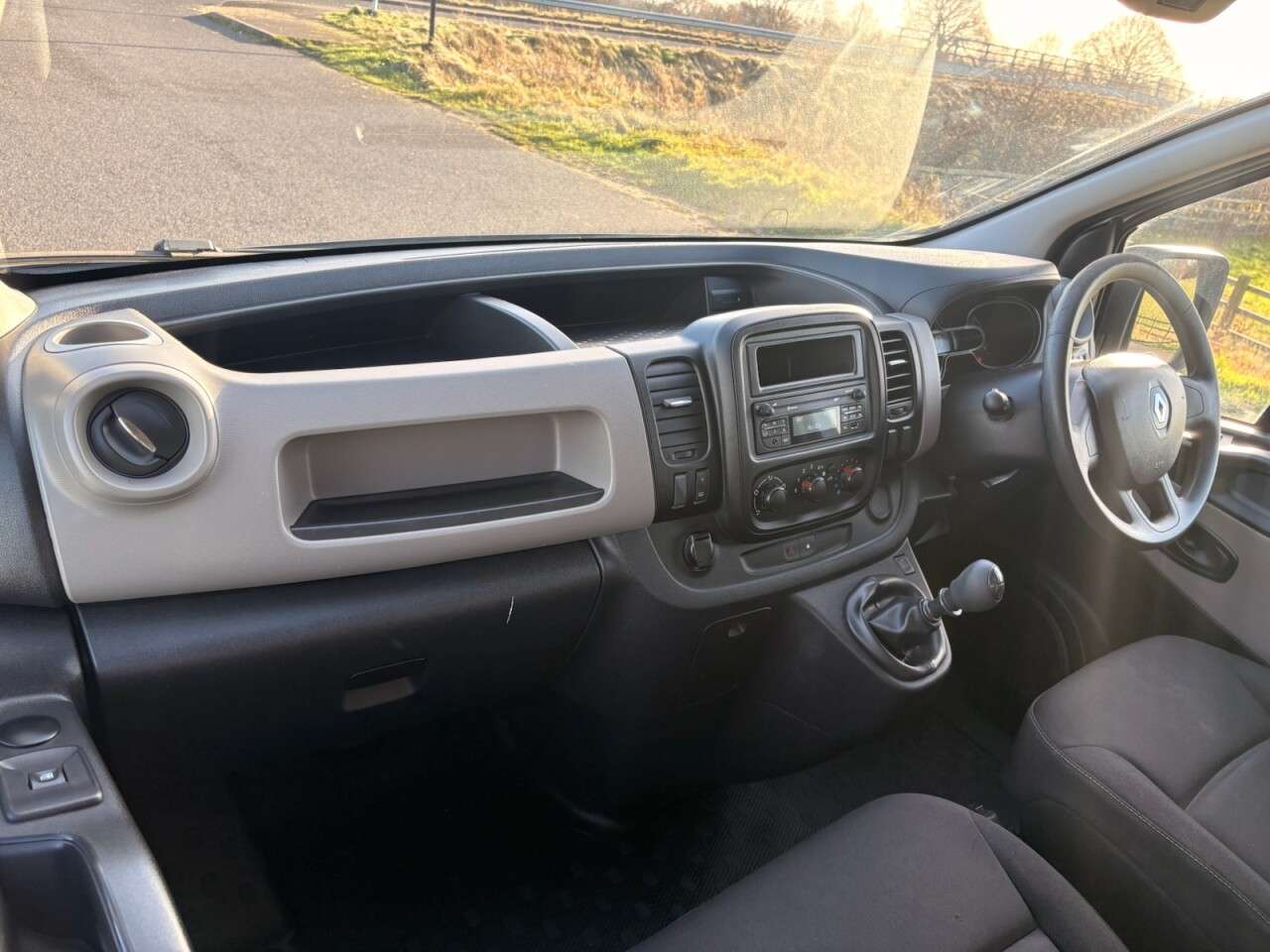 2018 RENAULT TRAFIC 2018 RENAULT TRAFIC