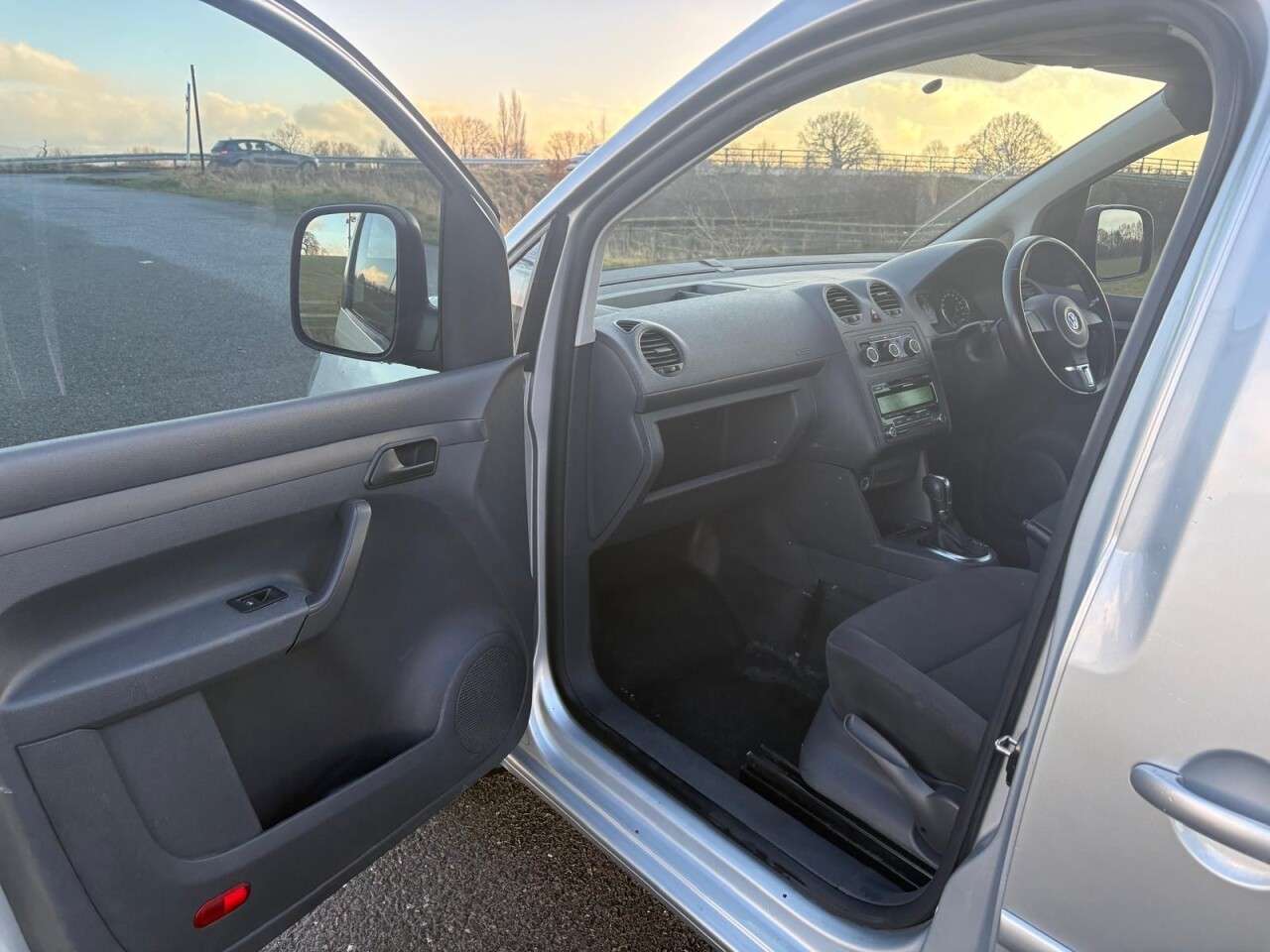 2014 VOLKSWAGEN CADDY MAXI 2014 VOLKSWAGEN CADDY MAXI