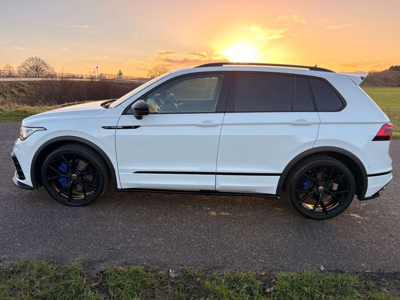 2022 VOLKSWAGEN TIGUAN 2022 VOLKSWAGEN TIGUAN