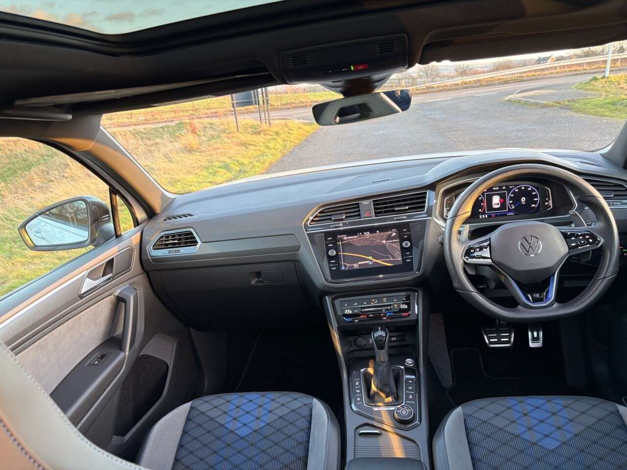 2022 VOLKSWAGEN TIGUAN 2022 VOLKSWAGEN TIGUAN