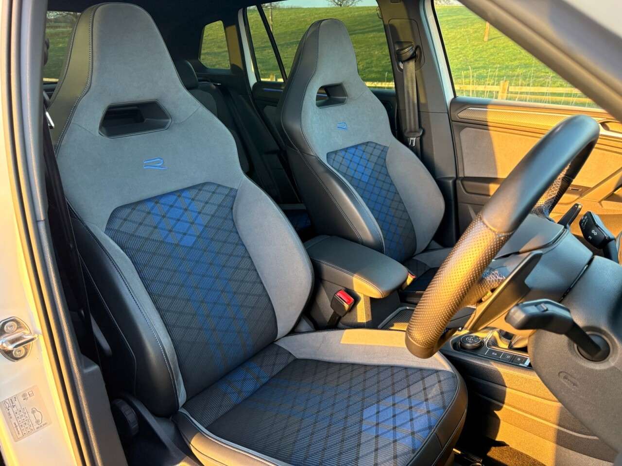 2022 VOLKSWAGEN TIGUAN 2022 VOLKSWAGEN TIGUAN