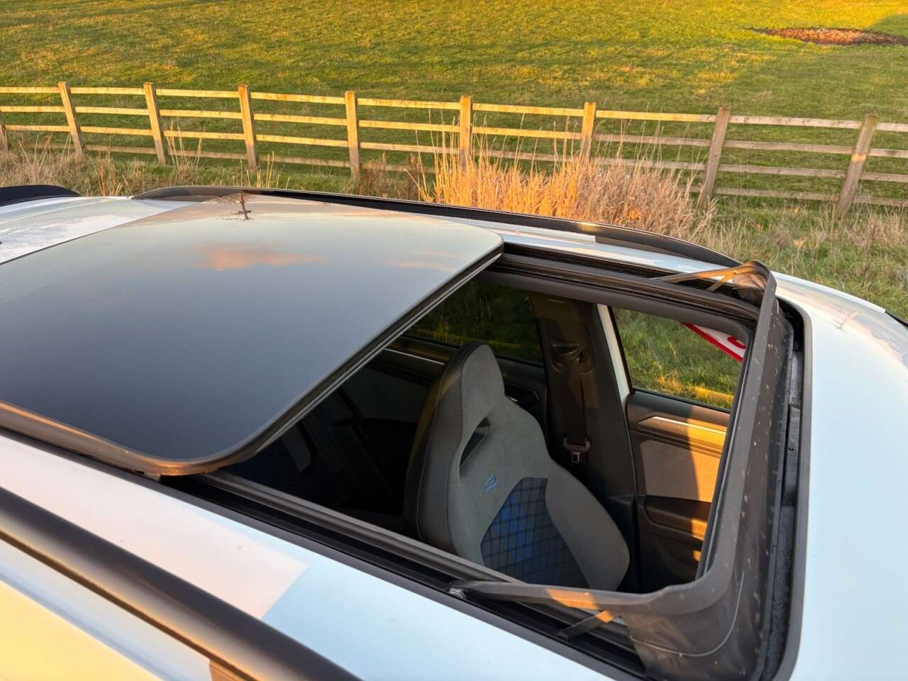 2022 VOLKSWAGEN TIGUAN 2022 VOLKSWAGEN TIGUAN