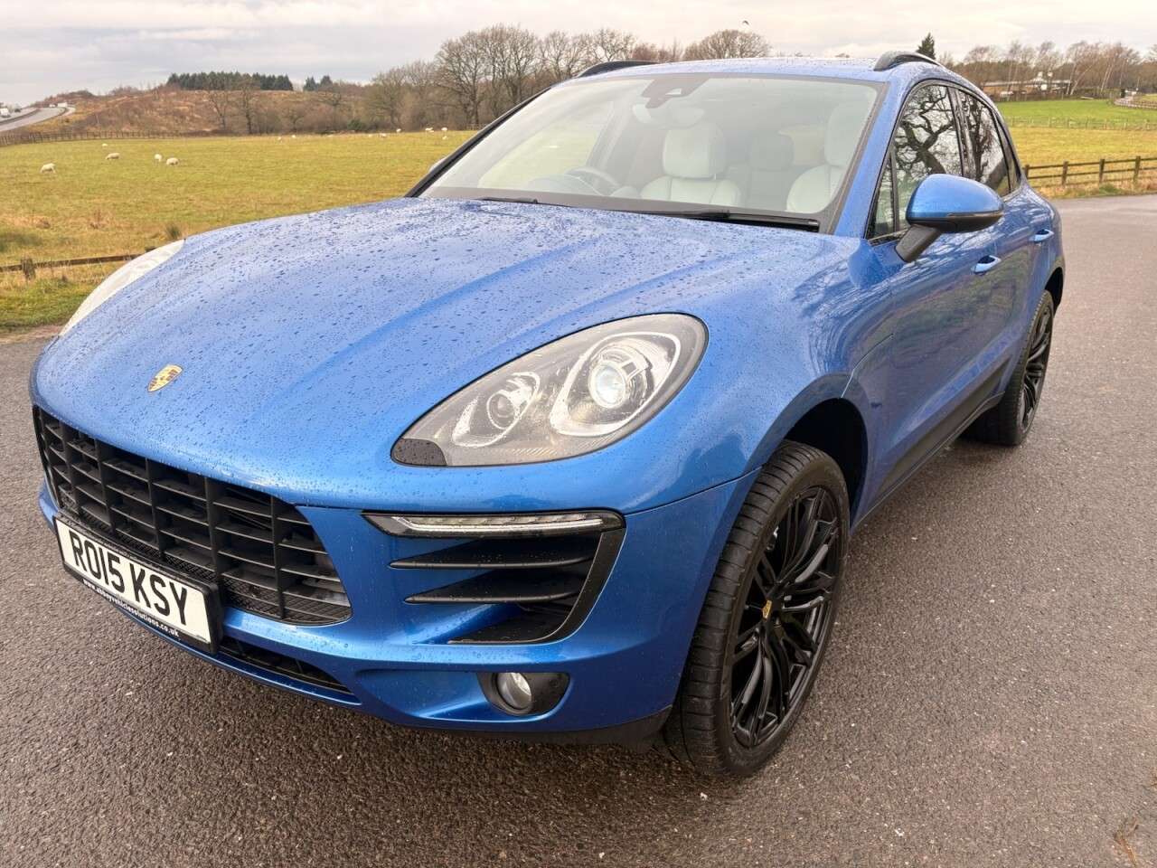 A 2015 PORSCHE MACAN 3.0 TD V6 S SUV 5dr Diesel PDK 4WD Euro 6 (s/s) (258 ps) FULL HISTORY, GREA A 2015 PORSCHE MACAN 3.0 TD V6 S SUV 5dr Diesel PDK 4WD Euro 6 (s/s) (258 ps) FULL HISTORY, GREA