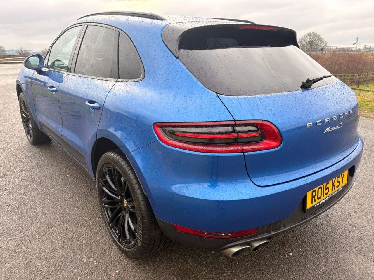 2015 PORSCHE MACAN 2015 PORSCHE MACAN