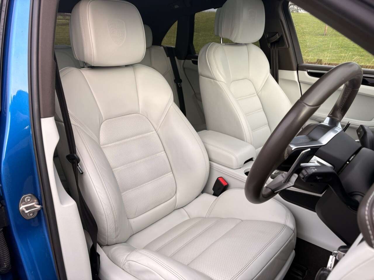 2015 PORSCHE MACAN 2015 PORSCHE MACAN