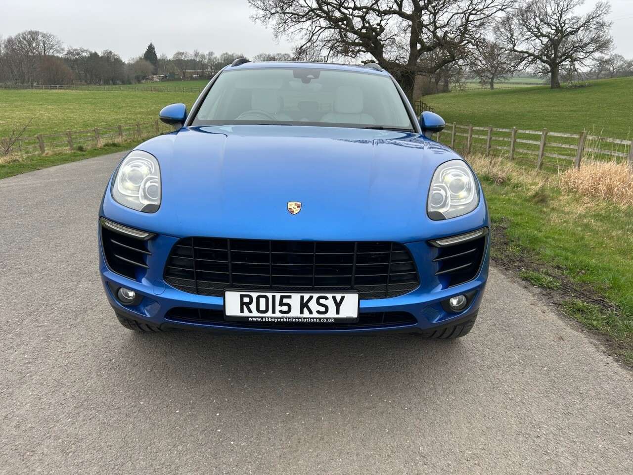 2015 PORSCHE MACAN 2015 PORSCHE MACAN