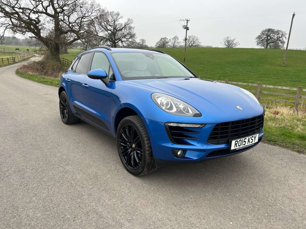 2015 PORSCHE MACAN 2015 PORSCHE MACAN
