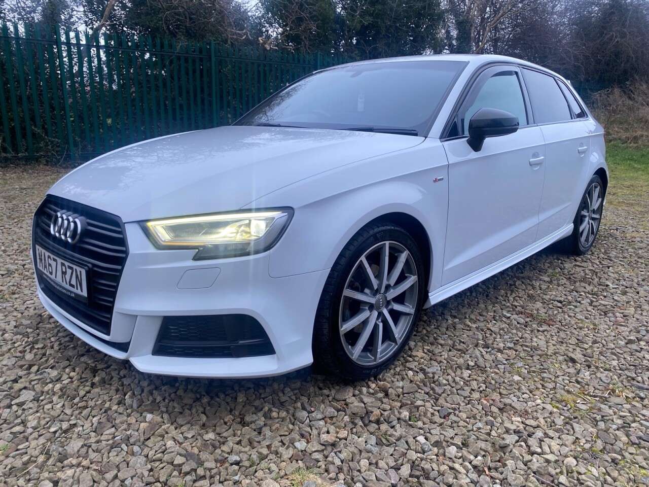 A 2017 AUDI A3 1.6 TDI Black Edition Sportback 5dr Diesel Manual Euro 6 (s/s) (116 ps) LOW A 2017 AUDI A3 1.6 TDI Black Edition Sportback 5dr Diesel Manual Euro 6 (s/s) (116 ps) LOW