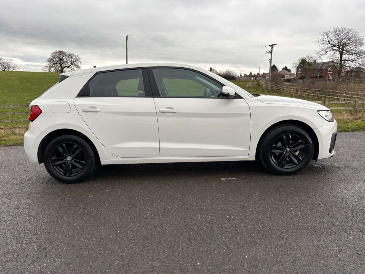 A 2020 AUDI A1 1.0 TFSI 25 Technik Sportback 5dr Petrol Manual Euro 6 (s/s) (95 ps) A 2020 AUDI A1 1.0 TFSI 25 Technik Sportback 5dr Petrol Manual Euro 6 (s/s) (95 ps)