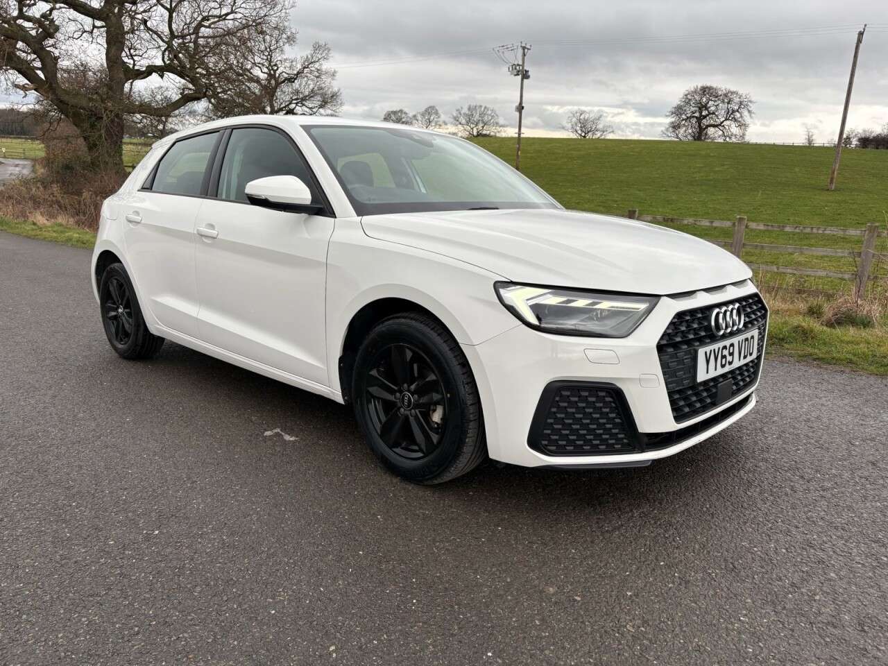 A 2020 AUDI A1 1.0 TFSI 25 Technik Sportback 5dr Petrol Manual Euro 6 (s/s) (95 ps) A 2020 AUDI A1 1.0 TFSI 25 Technik Sportback 5dr Petrol Manual Euro 6 (s/s) (95 ps)