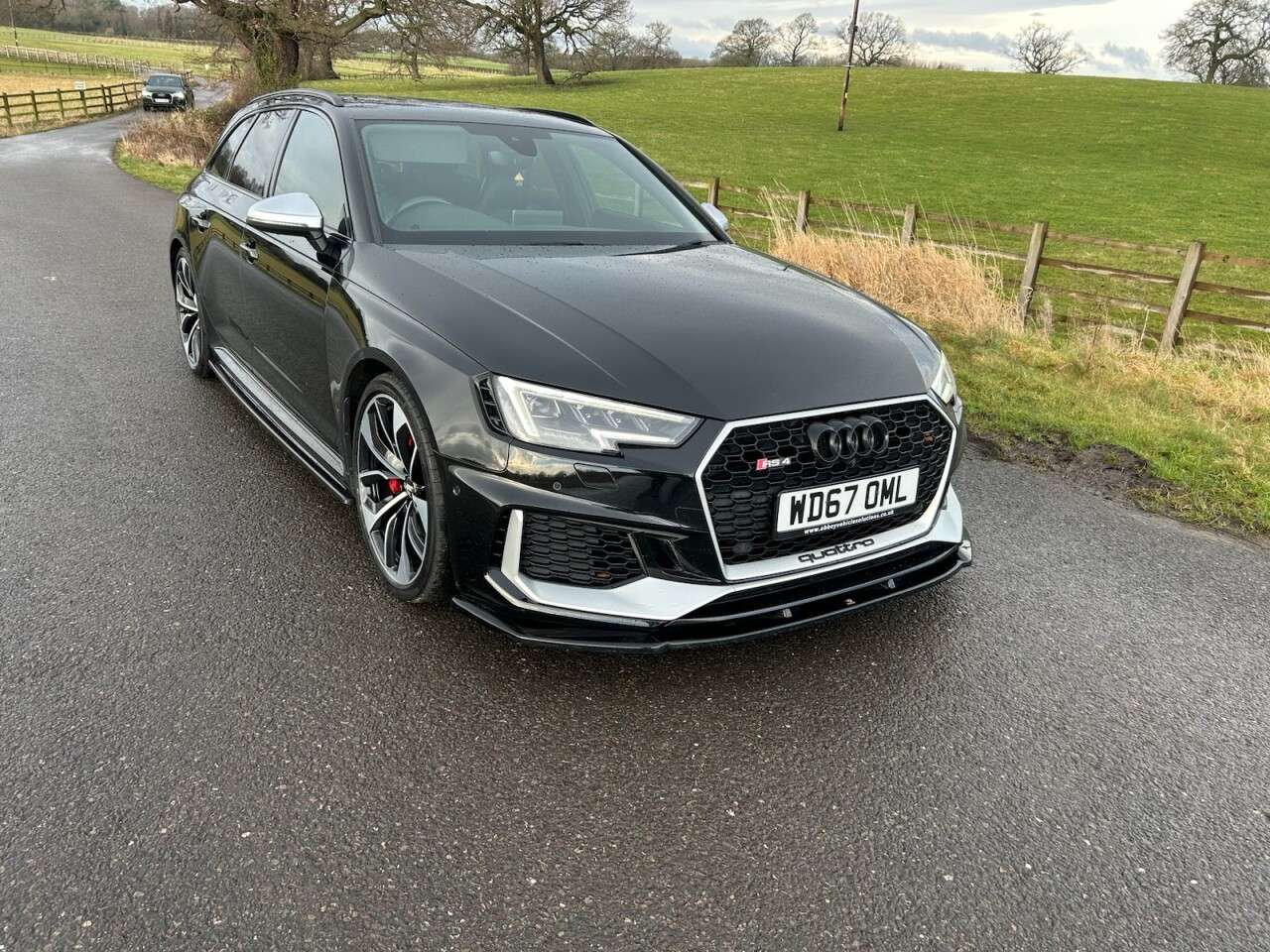 A 2018 AUDI RS4 AVANT 2.9 TFSI V6 Estate 5dr Petrol Tiptronic quattro Euro 6 (s/s) (450 ps) A 2018 AUDI RS4 AVANT 2.9 TFSI V6 Estate 5dr Petrol Tiptronic quattro Euro 6 (s/s) (450 ps)