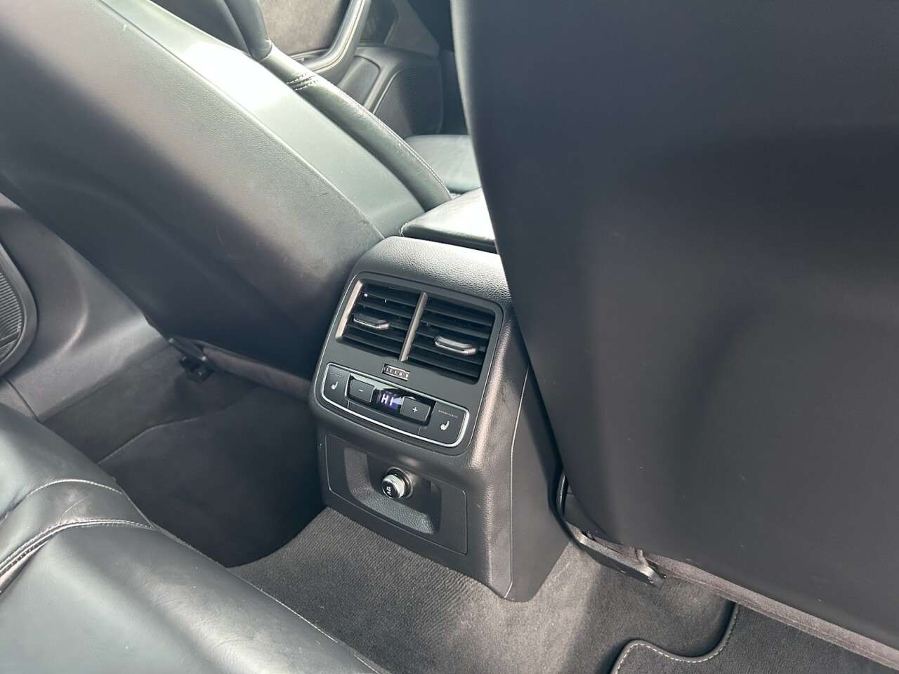 2018 AUDI RS4 AVANT 2018 AUDI RS4 AVANT