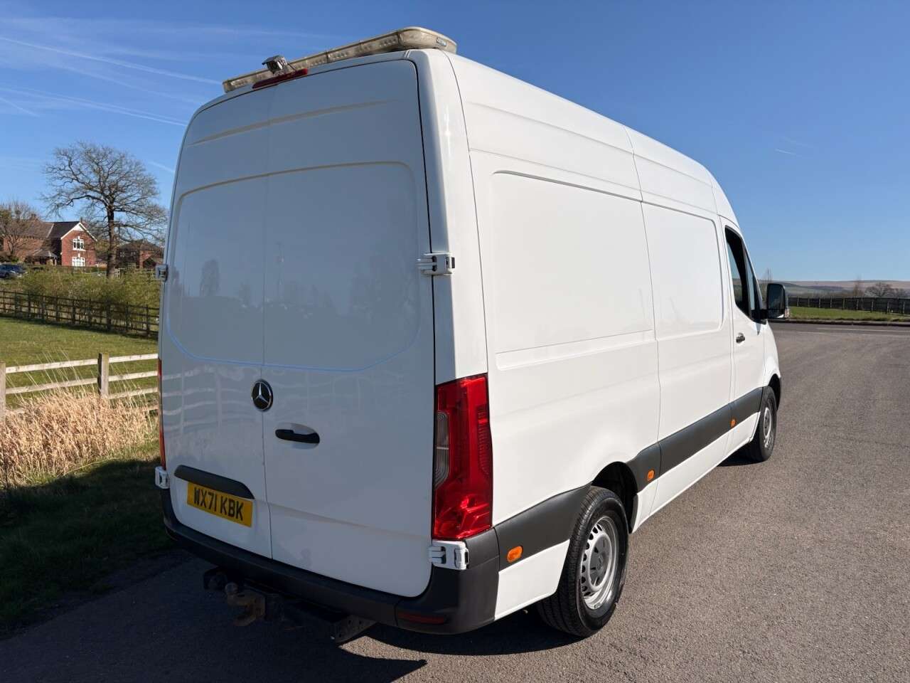 A 2021 MERCEDES-BENZ SPRINTER 2.0 315 CDI Progressive Panel Van 5dr Diesel !! Automatic !! RWD L2 H2 Euro A 2021 MERCEDES-BENZ SPRINTER 2.0 315 CDI Progressive Panel Van 5dr Diesel !! Automatic !! RWD L2 H2 Euro