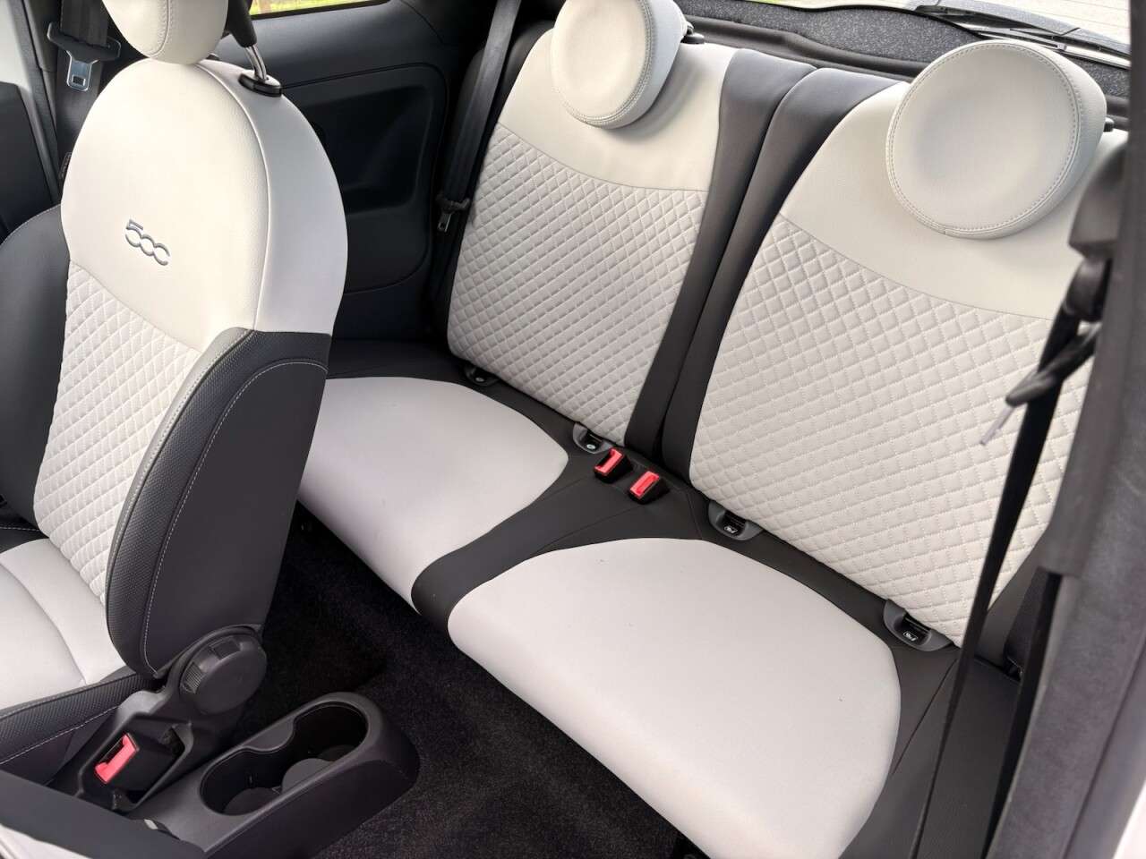 2022 FIAT 500 2022 FIAT 500