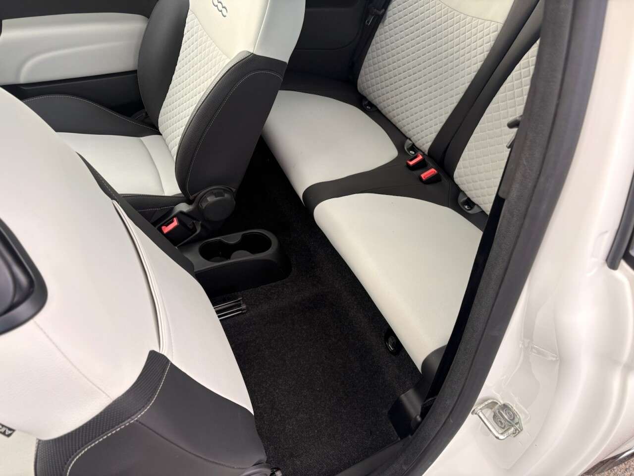 2022 FIAT 500 2022 FIAT 500