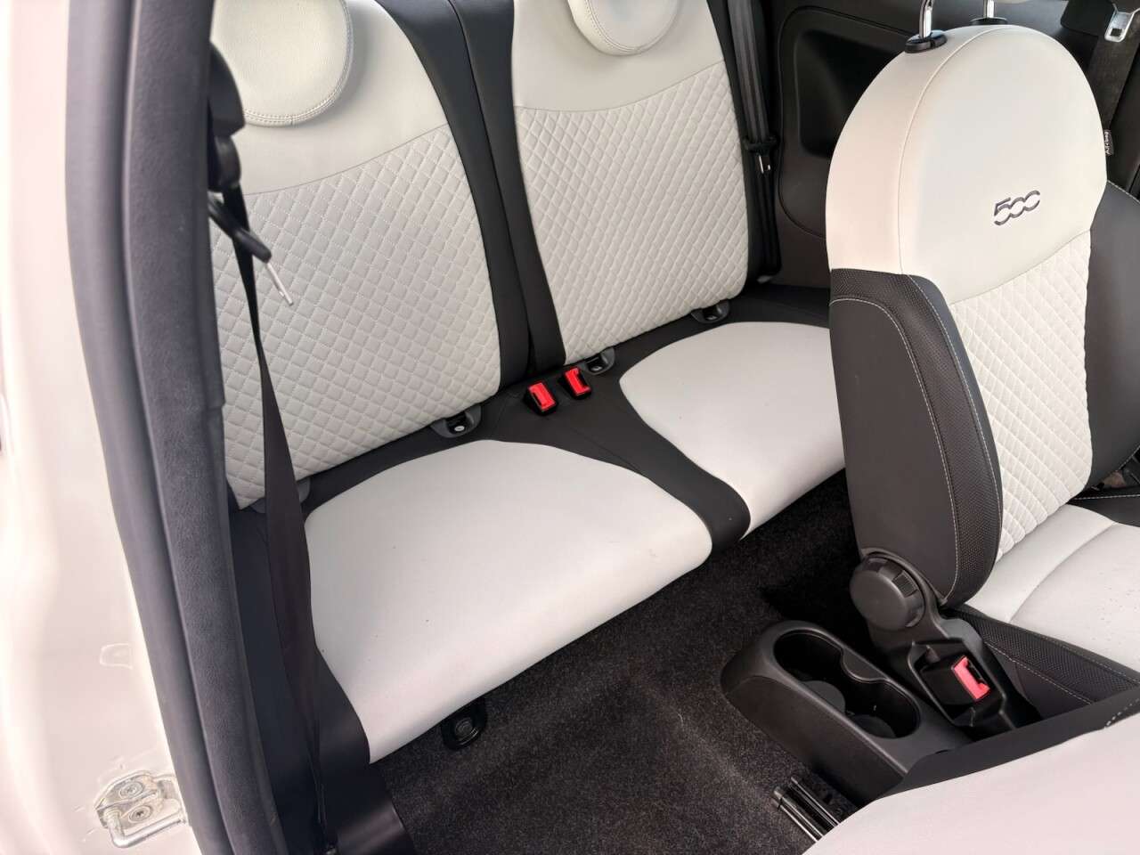 2022 FIAT 500 2022 FIAT 500