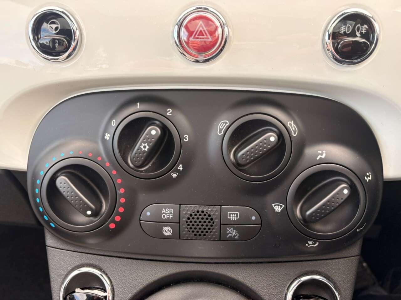 2022 FIAT 500 2022 FIAT 500