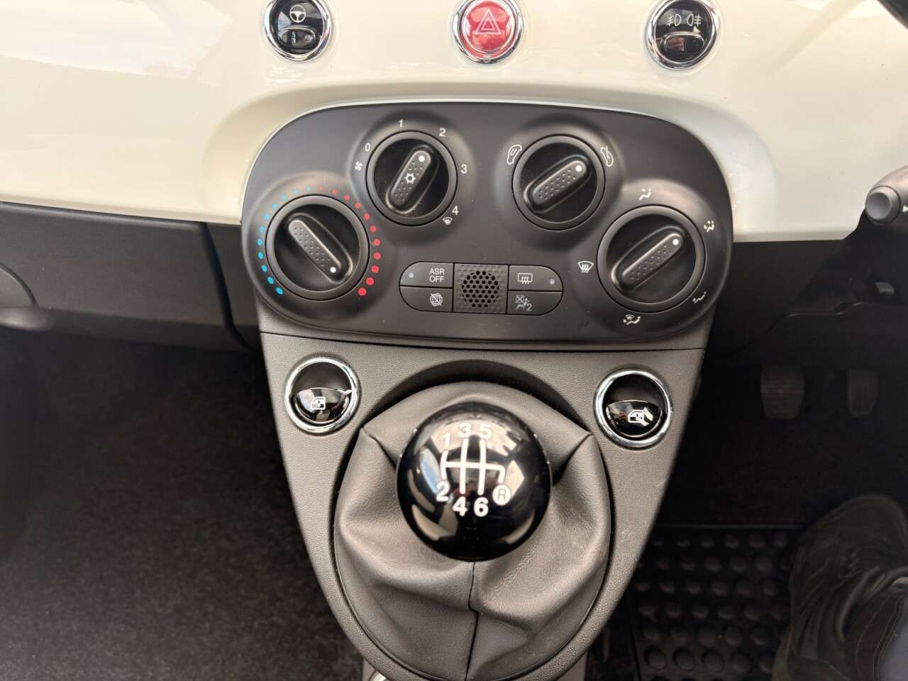 2022 FIAT 500 2022 FIAT 500