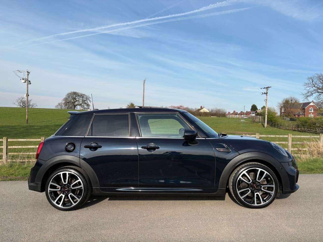 A 2023 MINI HATCH 2.0 Cooper S Sport Hatchback 5dr Petrol Steptronic Euro 6 (s/s) (178 ps) A 2023 MINI HATCH 2.0 Cooper S Sport Hatchback 5dr Petrol Steptronic Euro 6 (s/s) (178 ps)