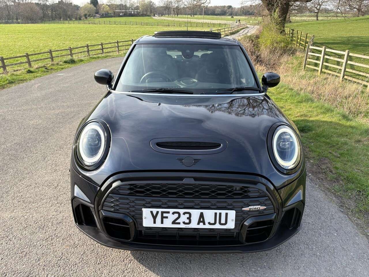 A 2023 MINI HATCH 2.0 Cooper S Sport Hatchback 5dr Petrol Steptronic Euro 6 (s/s) (178 ps) A 2023 MINI HATCH 2.0 Cooper S Sport Hatchback 5dr Petrol Steptronic Euro 6 (s/s) (178 ps)