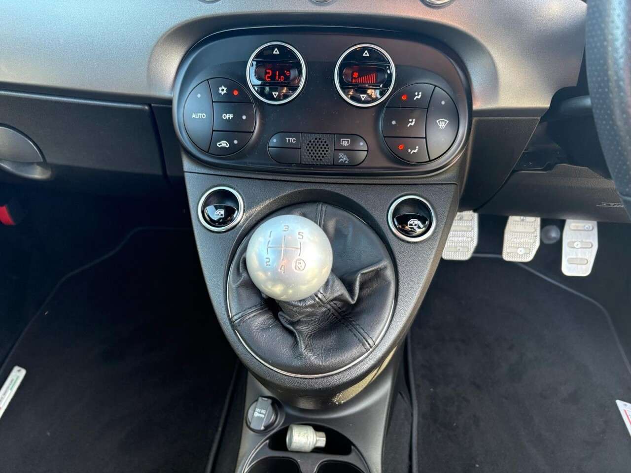 2020 ABARTH 595 HATCHBACK SPECIAL EDITION 2020 ABARTH 595 HATCHBACK SPECIAL EDITION