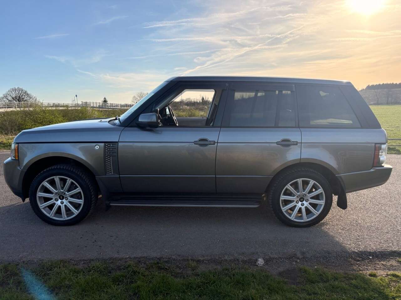 2011 LAND ROVER RANGE ROVER DIESEL ESTATE 2011 LAND ROVER RANGE ROVER DIESEL ESTATE