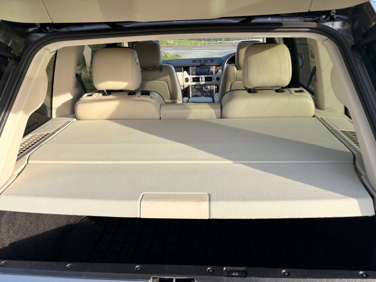 2011 LAND ROVER RANGE ROVER DIESEL ESTATE 2011 LAND ROVER RANGE ROVER DIESEL ESTATE