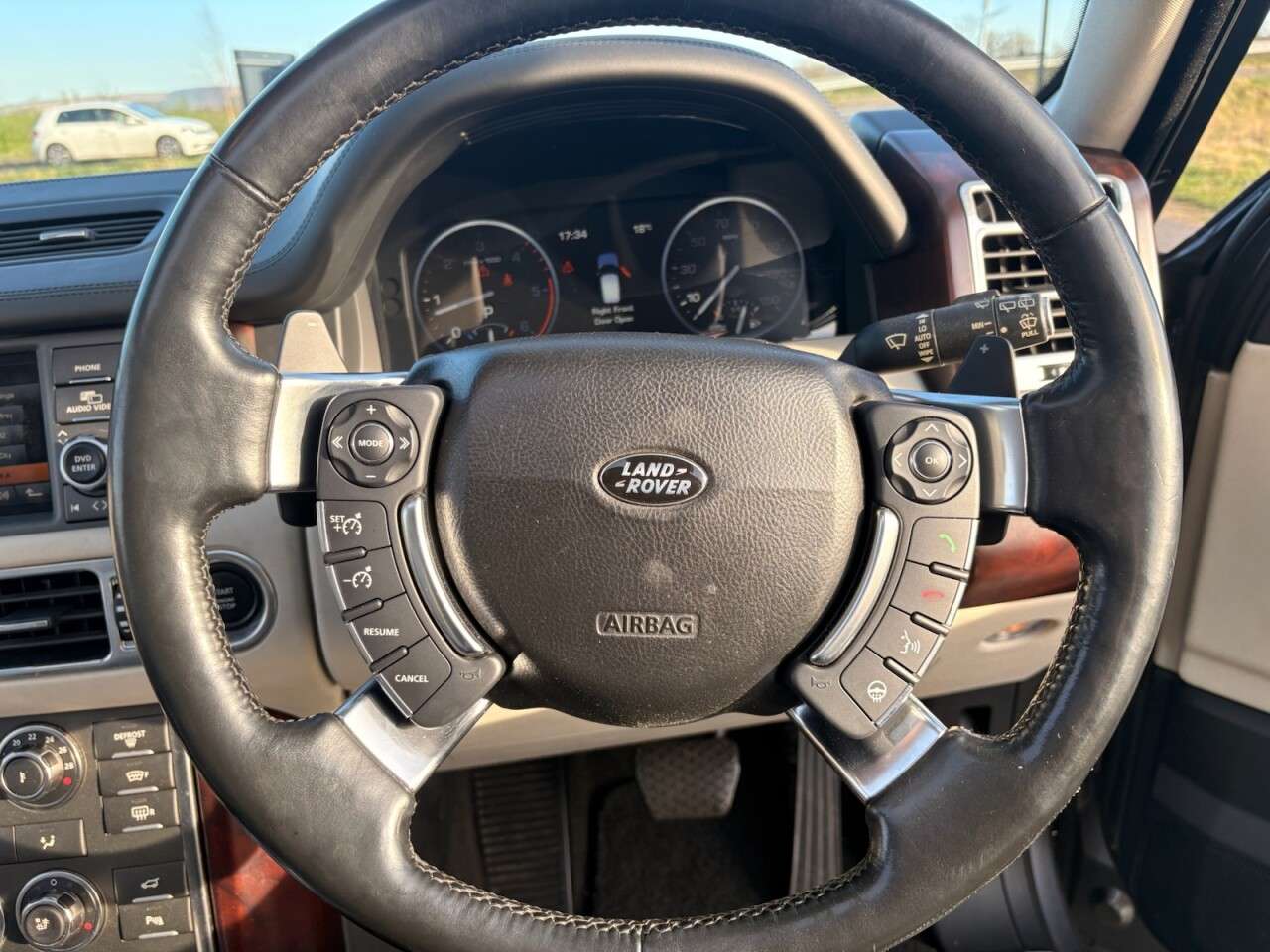 2011 LAND ROVER RANGE ROVER DIESEL ESTATE 2011 LAND ROVER RANGE ROVER DIESEL ESTATE