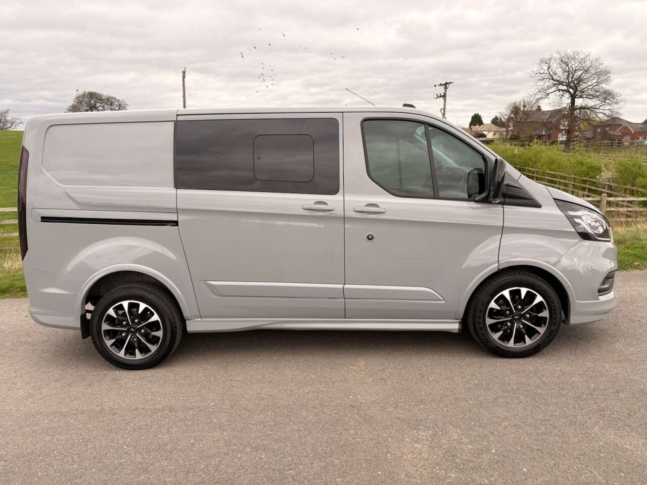 A 2023 FORD TRANSIT CUSTOM 2.0 320 EcoBlue Sport Crew Van Double Cab 5dr Diesel Auto L1 H1 Euro 6 (170 A 2023 FORD TRANSIT CUSTOM 2.0 320 EcoBlue Sport Crew Van Double Cab 5dr Diesel Auto L1 H1 Euro 6 (170