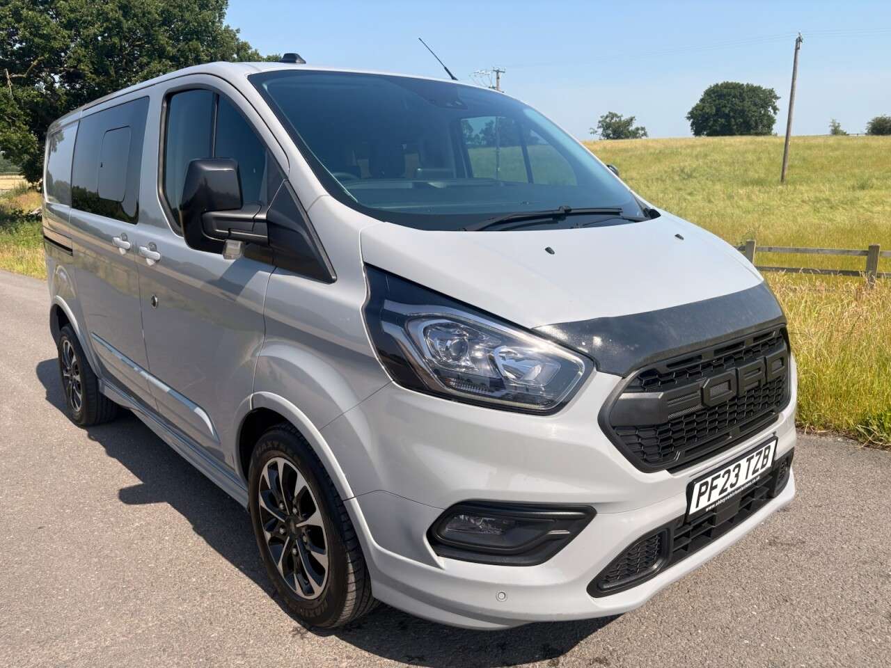 A 2023 FORD TRANSIT CUSTOM 2.0 320 EcoBlue Sport Crew Van Double Cab 5dr Diesel Auto L1 H1 Euro 6 (170 A 2023 FORD TRANSIT CUSTOM 2.0 320 EcoBlue Sport Crew Van Double Cab 5dr Diesel Auto L1 H1 Euro 6 (170
