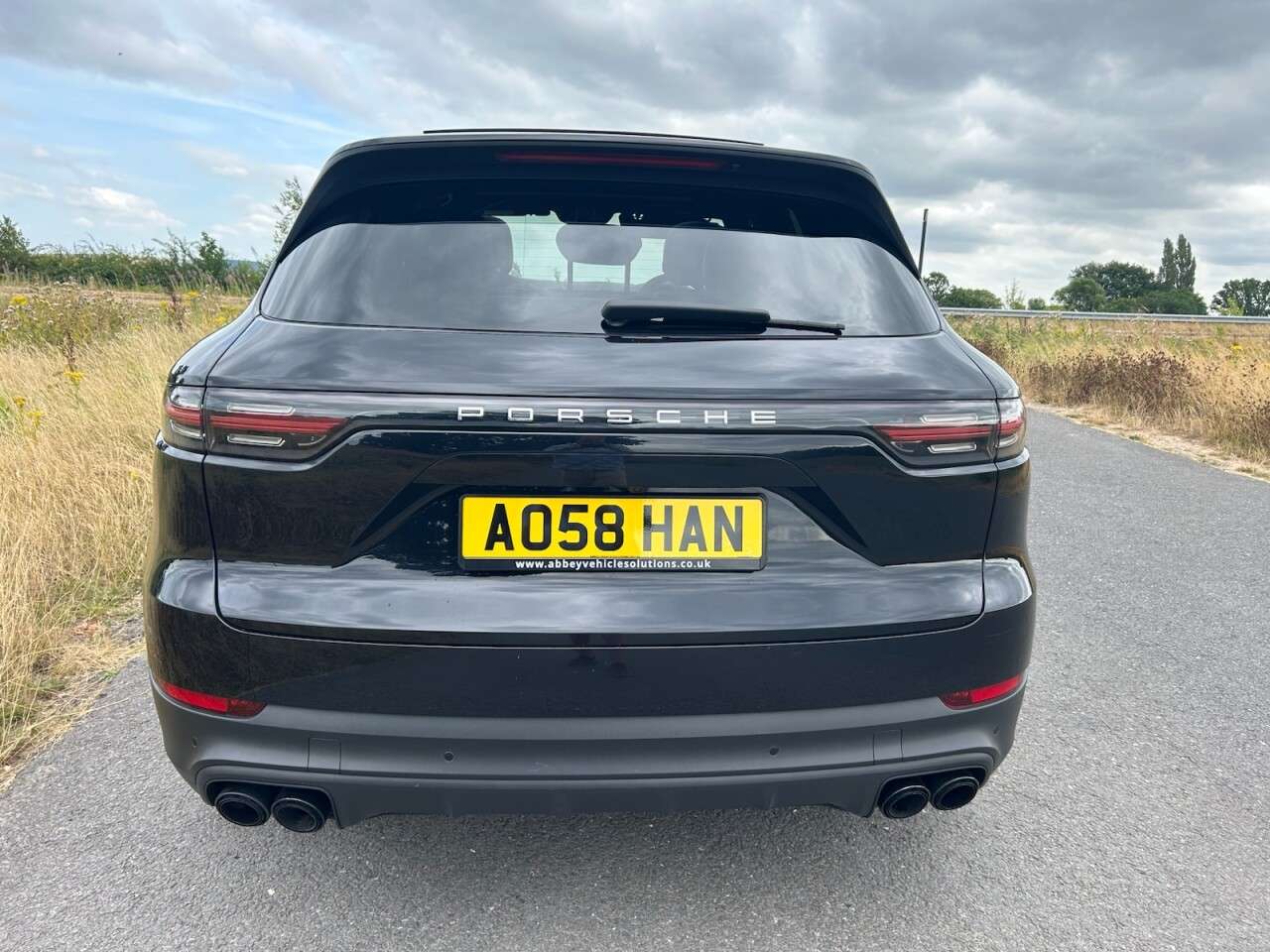 A 2019 PORSCHE CAYENNE 3.0T V6 GPF SUV 5dr Petrol TiptronicS 4WD Euro 6 (s/s) (340 ps) A 2019 PORSCHE CAYENNE 3.0T V6 GPF SUV 5dr Petrol TiptronicS 4WD Euro 6 (s/s) (340 ps)