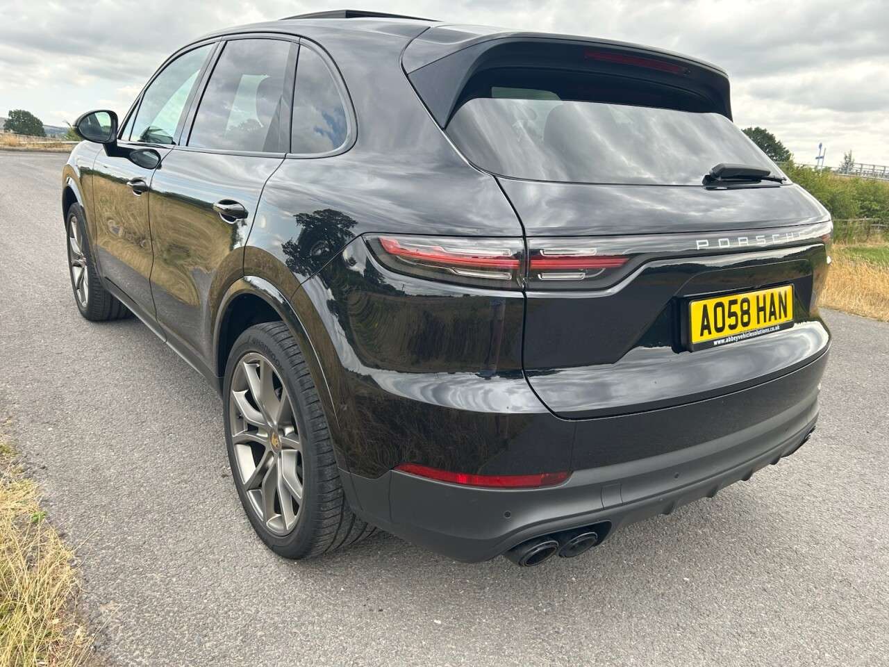 2019 PORSCHE CAYENNE 2019 PORSCHE CAYENNE