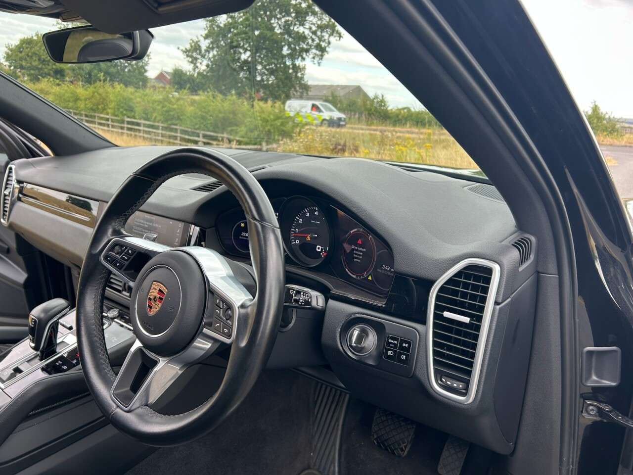2019 PORSCHE CAYENNE 2019 PORSCHE CAYENNE